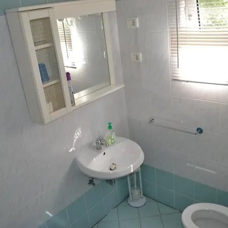 Hostel Eva Piran