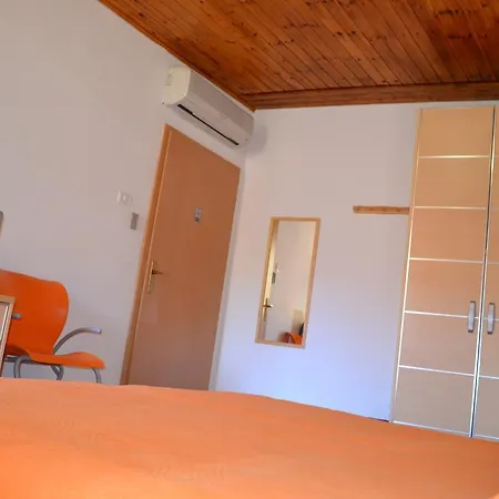 Hostel Eva Piran